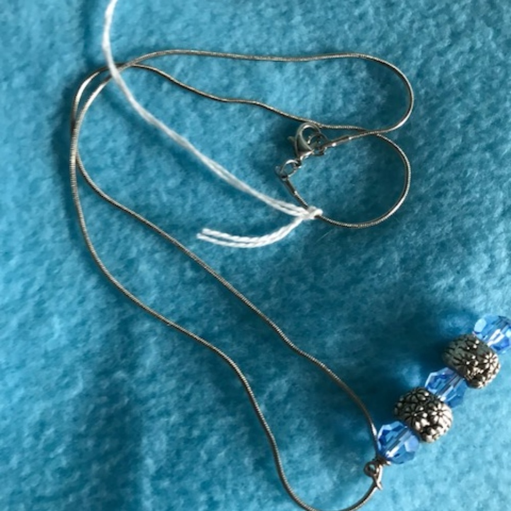Swarovski Crystal necklace - Picture 5 of 5